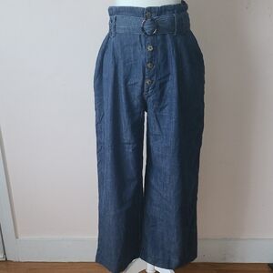 Abercrombie and Fitch high-waisted Wide Leg Crop Jeans